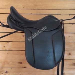 StableGate Second Hand Saddle Tekna Showing Saddle